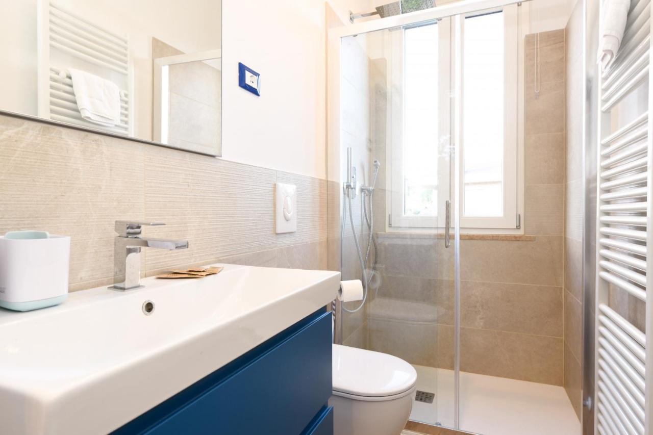 Blue Suite Apartment Sirmione Exterior foto