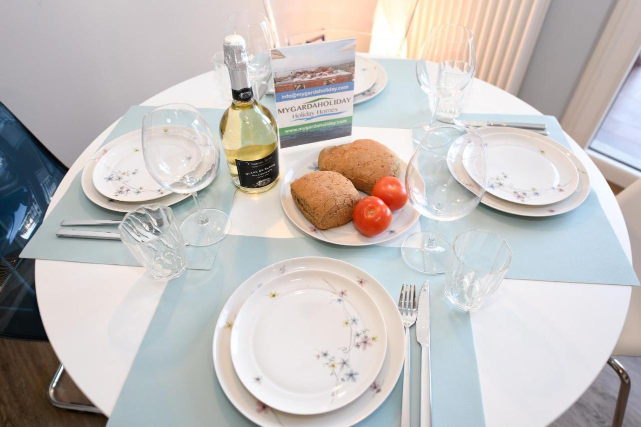 Blue Suite Apartment Sirmione Exterior foto